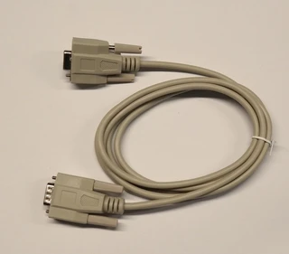 Serial datakabel (RS-232 / 2 m)
