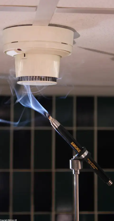 Holder for røykpenn til teleskopforlenger 