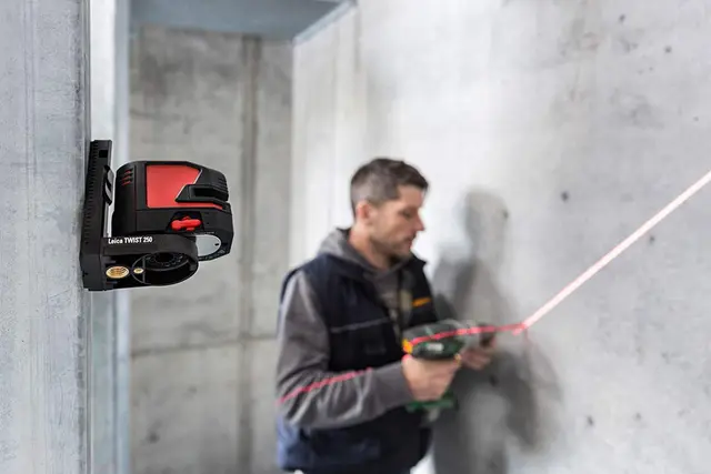 Leica Lino L2s krysslaser  rød laser Selvnivellerende krysslinjelaser 