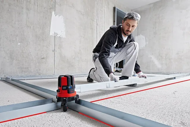 Leica Lino L4P1 flerlinjelaser manuell finjustering, rød laser 