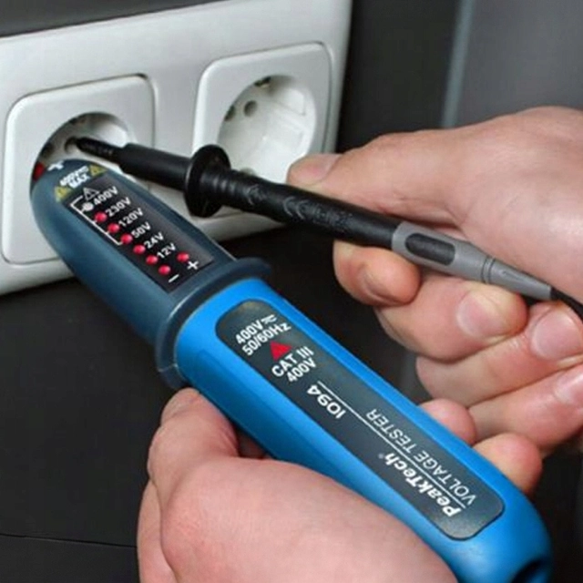 PeakTech® P 1094» 12 ... 400V AC/DC Spenningstester med LED-skjerm 