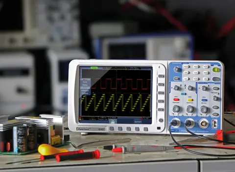 PeakTech® P 1240» 60 MHz/2-kanals, 500 MSa/s, digitalt lagringsoscilloskop 