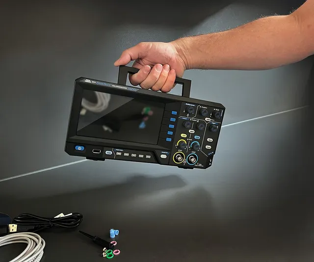 PeakTech® P 1400» 5 MHz / 2 kanaler 100 MS/s digitalt lagringsoscilloskop 