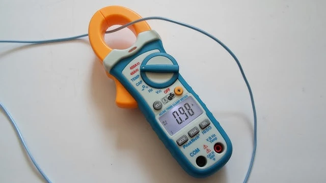 PeakTech® P 1650» TrueRMS-tangmeter 4000 tellinger 400 A AC/DC 