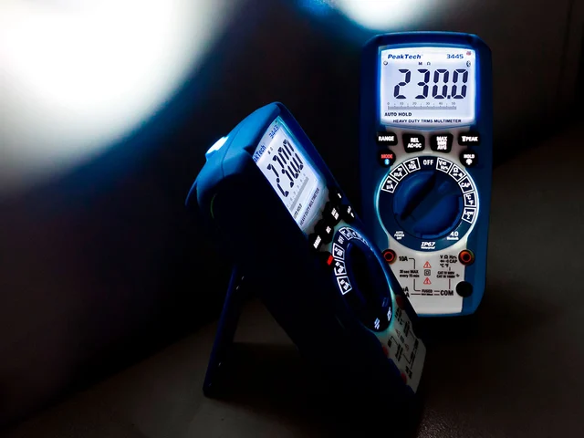 PeakTech® P 3443» Digitalt multimeter 6000 tellinger, IP67 