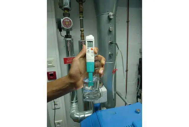 TESTO 206 pH 1 MÅLERSETT MED KOFFERT OG BUFFER 4 OG 7 