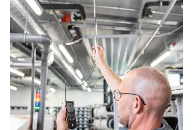 testo 425 - Digital instrument med hetetrådsføler 