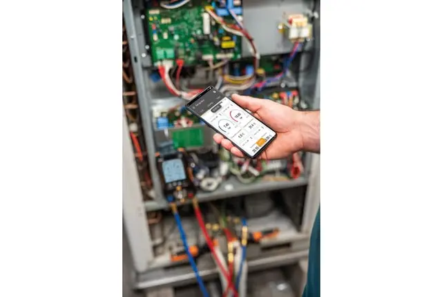 testo 550s Basic sett digital manifold med kabelklemmer 