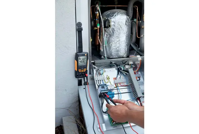 TESTO 760-2 TRUE-RMS MULTIMETER 