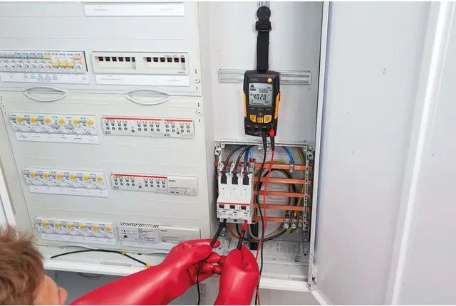 TESTO 760-3 TRUE-RMS MULTIMETER 