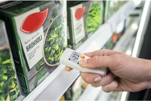 TESTO 805 IR TERMOMETER 