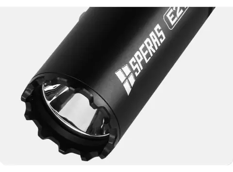 Speras E21 lommelykt 2000lm / 322 meter kastelengde 