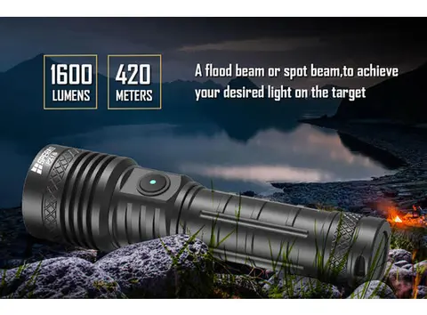 Speras PZ18 lommelykt med zoom 1600lm / 420 meter kastelengde 