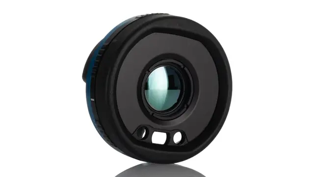 IR-linse - FLIR 42° f=10 mm, leveres med koffert 